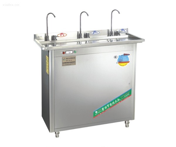 IC卡飲水機-刷卡飲水機-自助飲水機-校園飲水機-感應(yīng)卡飲水機-飲水機ic卡控制器ＩＣ飲水機，學(xué)生直飲水、學(xué)校直飲水、學(xué)生直飲水 data-cke-saved-src="/UploadFiles/chanpin_UploadFiles_7571/200707/20070731113003710.jpg" src="/UploadFiles/chanpin_UploadFiles_7571/200707/20070731113003710.jpg"